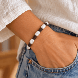 Pulsera de Cuero y Perlas I