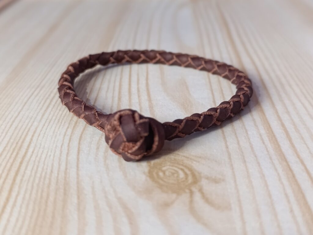 Pulsera de Cuero Cierre de Bola