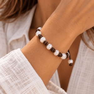 Pulsera de Cuero y Perlas III